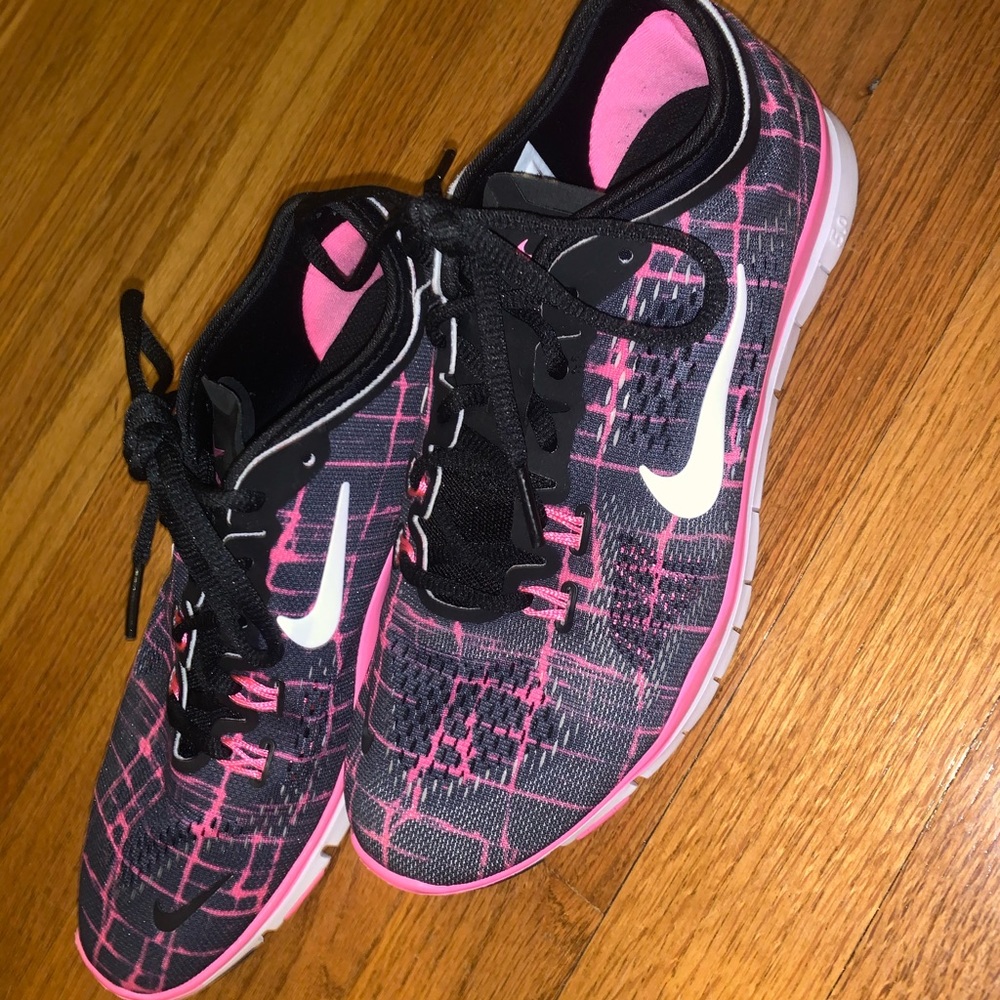 Gym shoe